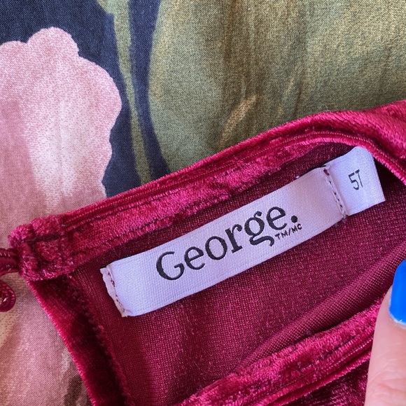 Long sleeve dresses size 5T George / Good condition - Picture 3 of 6